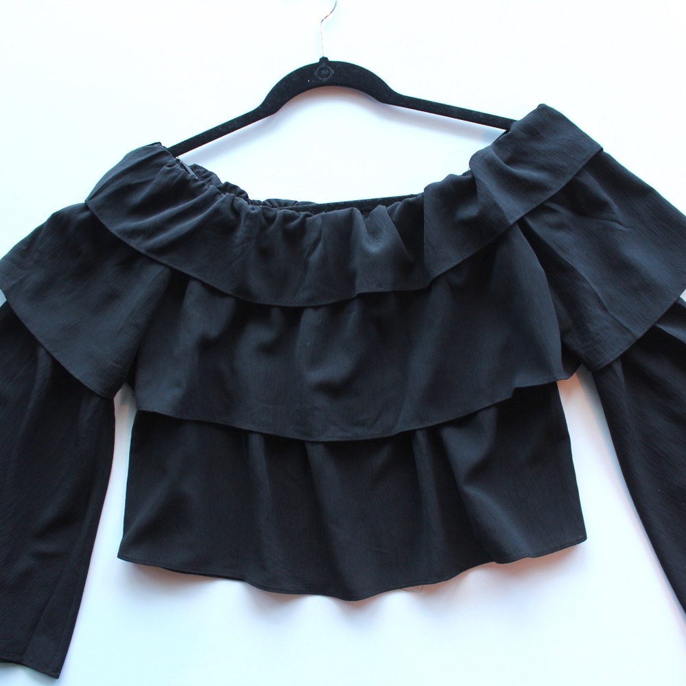 NEW! STOREE | OFF THE SHOULDER RUFFLE TOP - Picture 2 of 5